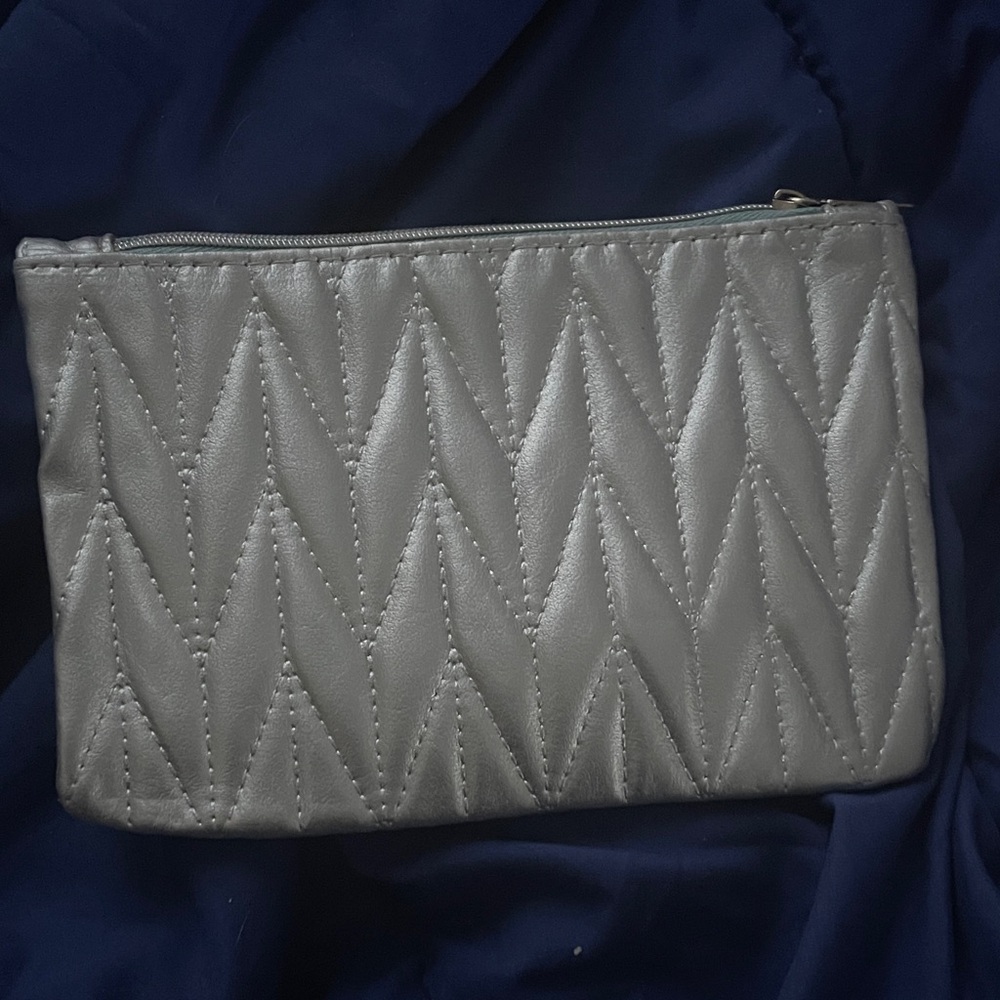 Ipsy Silver Quilted Cosmetic Bag